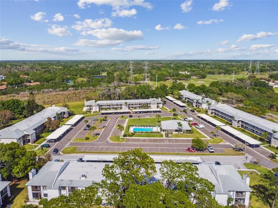 На продажу: $149,900 (2 спален, 2 ванн, 1094 Квадратных фут)