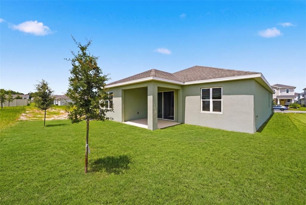 На продажу: $438,990 (4 спален, 2 ванн, 2103 Квадратных фут)