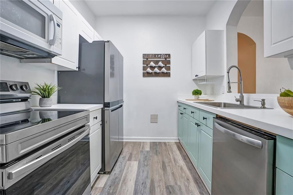 En Venta: $275,000 (3 camas, 2 baños, 1402 Pies cuadrados)