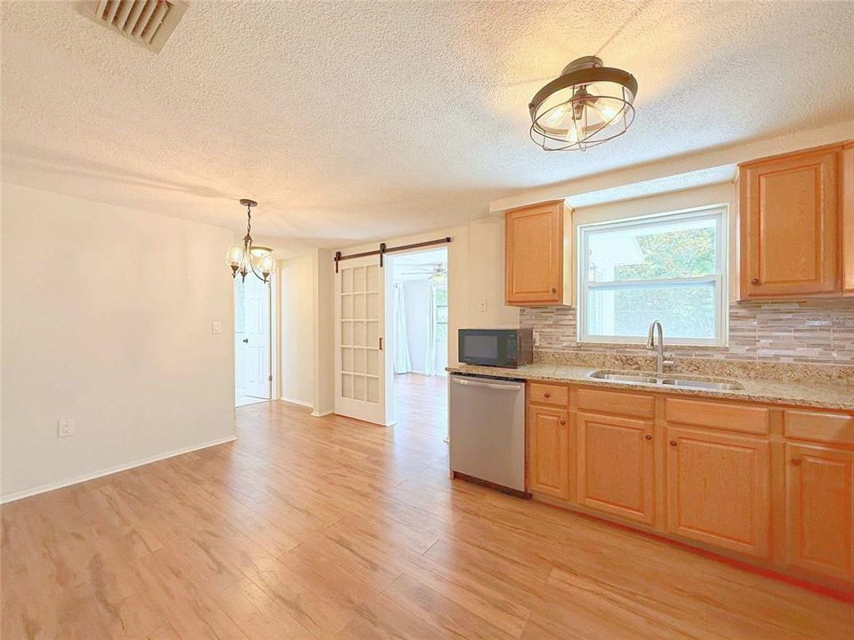 En Venta: $189,999 (3 camas, 2 baños, 1018 Pies cuadrados)