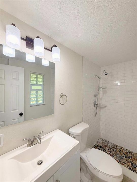 En Venta: $189,999 (3 camas, 2 baños, 1018 Pies cuadrados)
