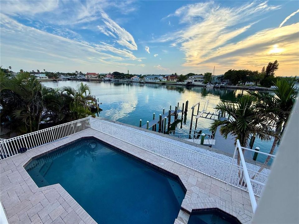 En Venta: $2,795,000 (4 camas, 4 baños, 3737 Pies cuadrados)