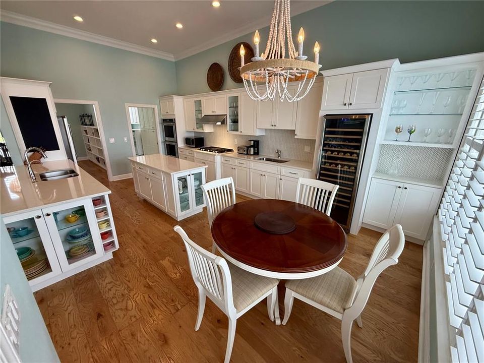 En Venta: $2,795,000 (4 camas, 4 baños, 3737 Pies cuadrados)