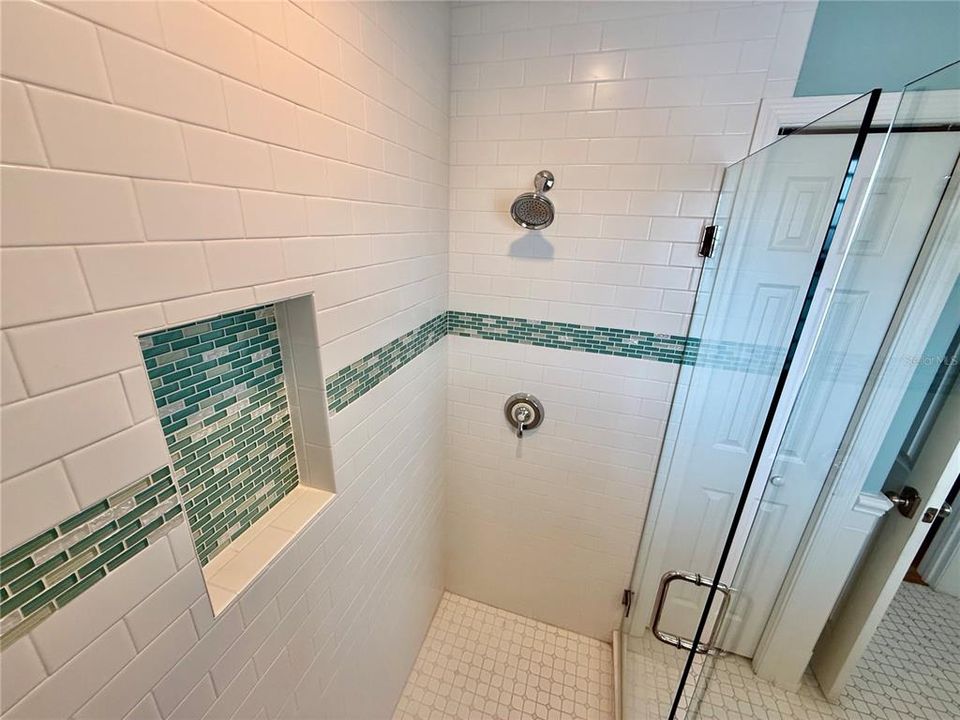 En Venta: $2,795,000 (4 camas, 4 baños, 3737 Pies cuadrados)
