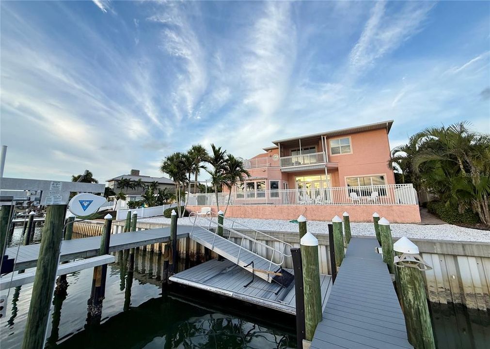 En Venta: $2,795,000 (4 camas, 4 baños, 3737 Pies cuadrados)