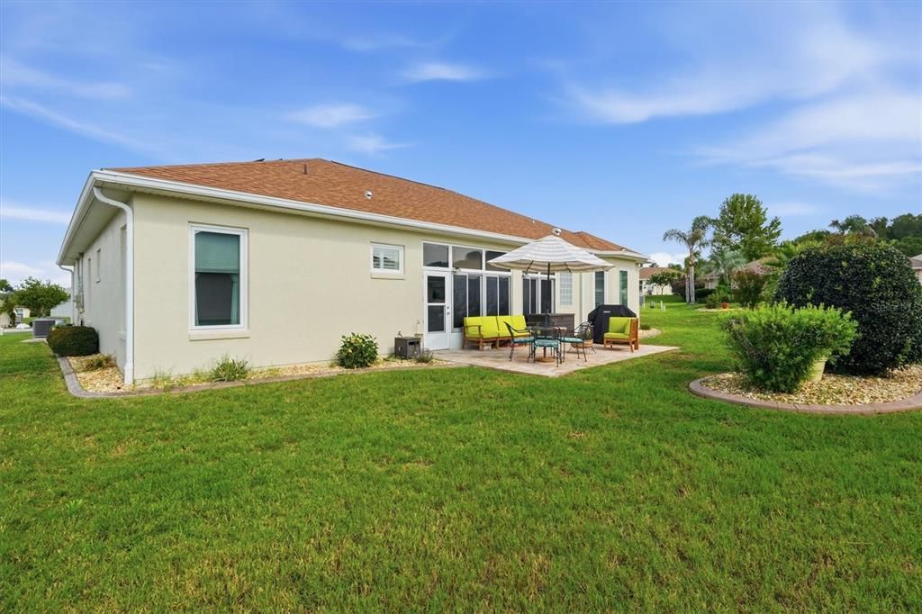 Active With Contract: $425,000 (3 beds, 3 baths, 2091 Square Feet)