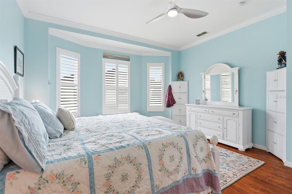 Active With Contract: $425,000 (3 beds, 3 baths, 2091 Square Feet)