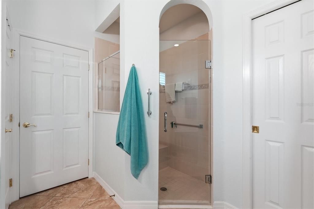 Active With Contract: $425,000 (3 beds, 3 baths, 2091 Square Feet)