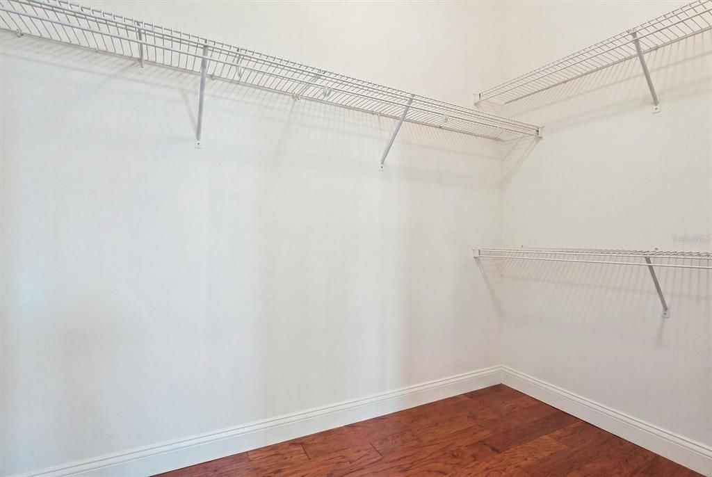 Active With Contract: $425,000 (3 beds, 3 baths, 2091 Square Feet)