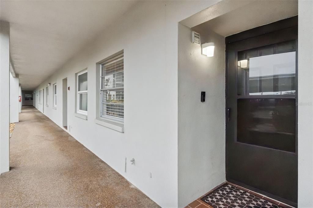 En Venta: $231,900 (2 camas, 2 baños, 956 Pies cuadrados)
