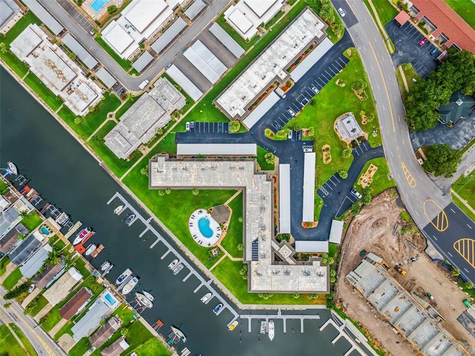 En Venta: $231,900 (2 camas, 2 baños, 956 Pies cuadrados)