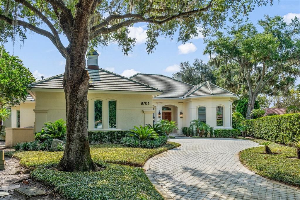 En Renta: $11,500 (4 camas, 3 baños, 3532 Pies cuadrados)