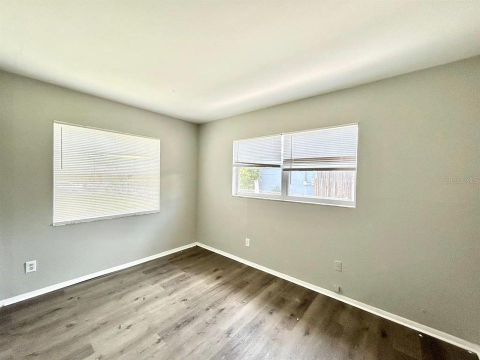 В аренду: $1,950 (4 спален, 1 ванн, 1300 Квадратных фут)