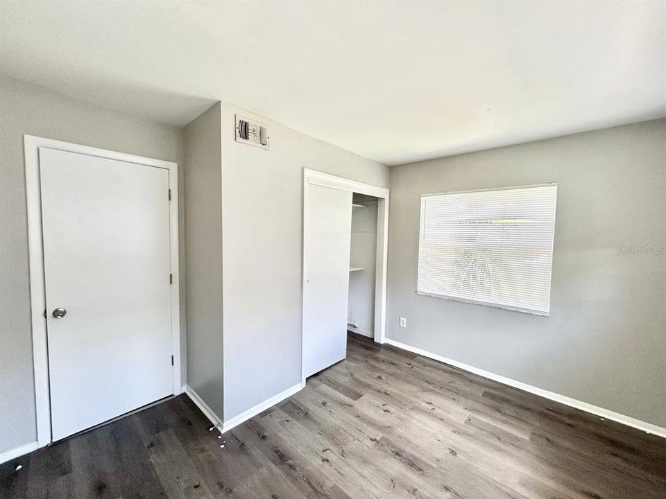 В аренду: $1,950 (4 спален, 1 ванн, 1300 Квадратных фут)