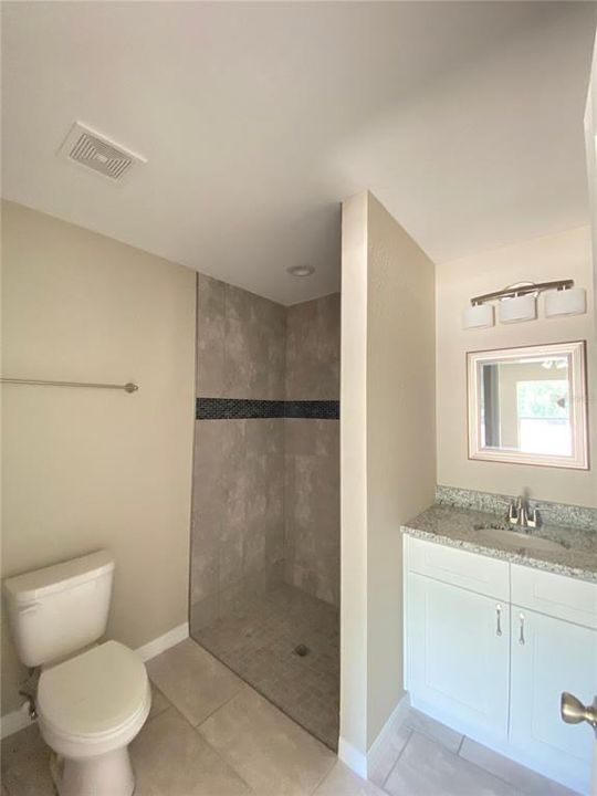 В аренду: $1,595 (3 спален, 2 ванн, 1293 Квадратных фут)