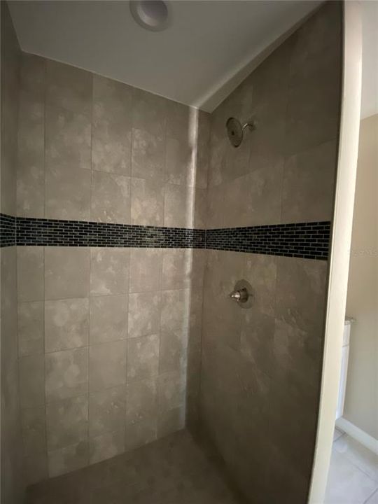 В аренду: $1,595 (3 спален, 2 ванн, 1293 Квадратных фут)