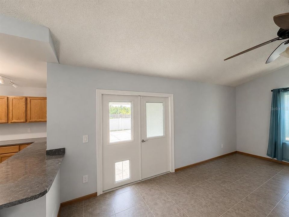 En Venta: $429,900 (3 camas, 2 baños, 1752 Pies cuadrados)