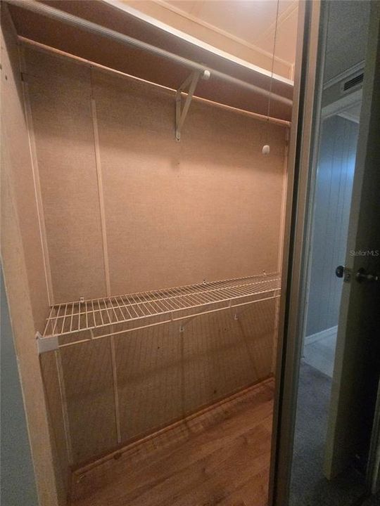 На продажу: $140,000 (2 спален, 2 ванн, 1500 Квадратных фут)