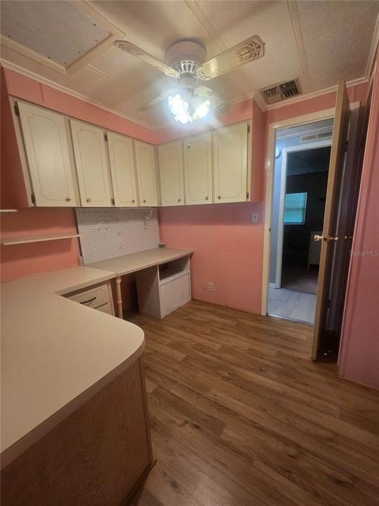 На продажу: $140,000 (2 спален, 2 ванн, 1500 Квадратных фут)