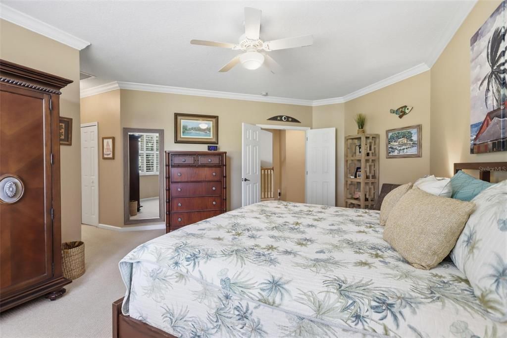 For Sale: $479,900 (4 beds, 2 baths, 3003 Square Feet)