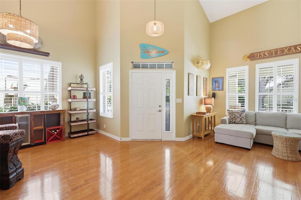 For Sale: $479,900 (4 beds, 2 baths, 3003 Square Feet)
