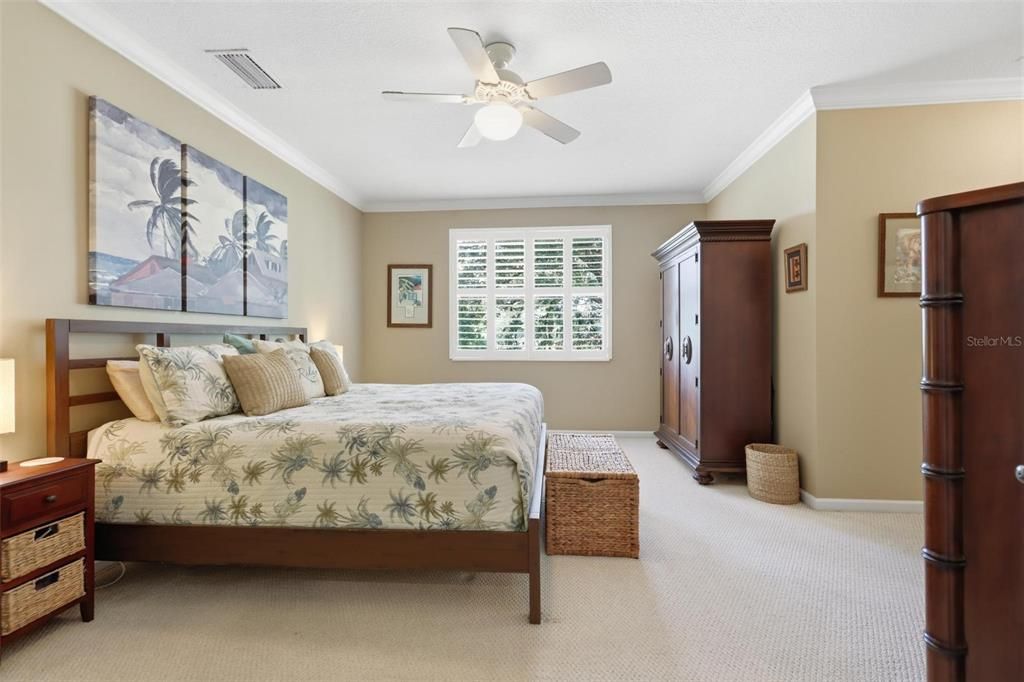 For Sale: $479,900 (4 beds, 2 baths, 3003 Square Feet)