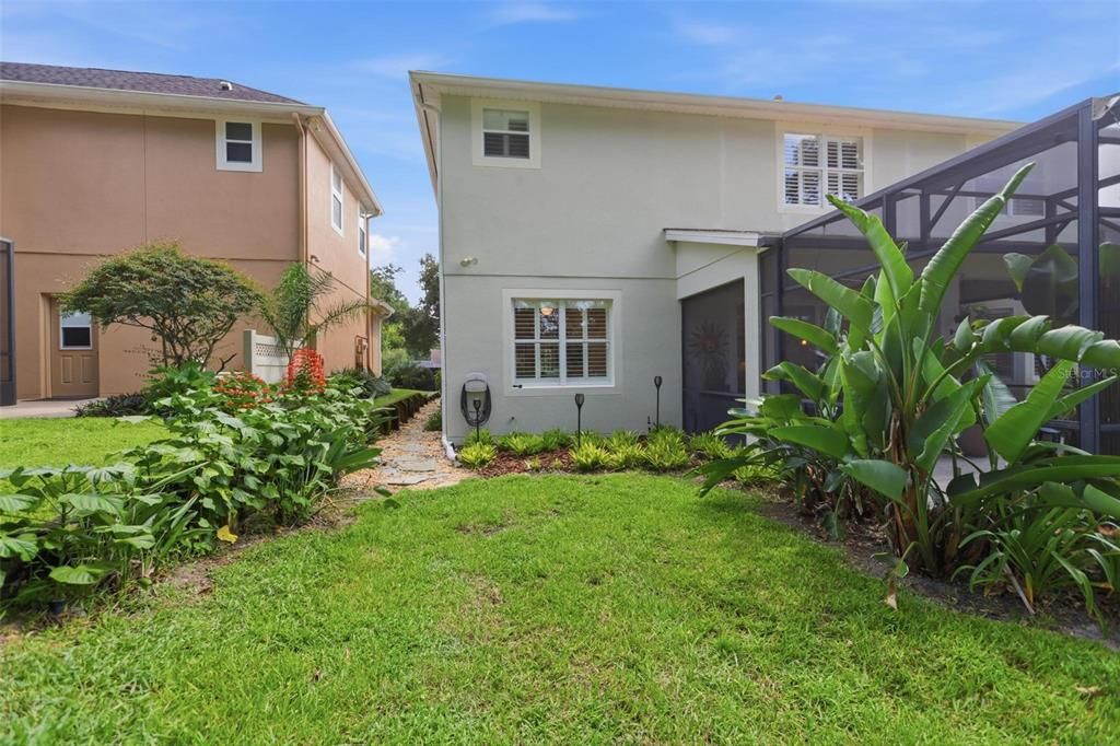 For Sale: $479,900 (4 beds, 2 baths, 3003 Square Feet)