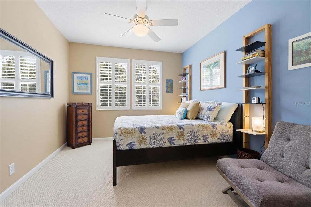 For Sale: $479,900 (4 beds, 2 baths, 3003 Square Feet)
