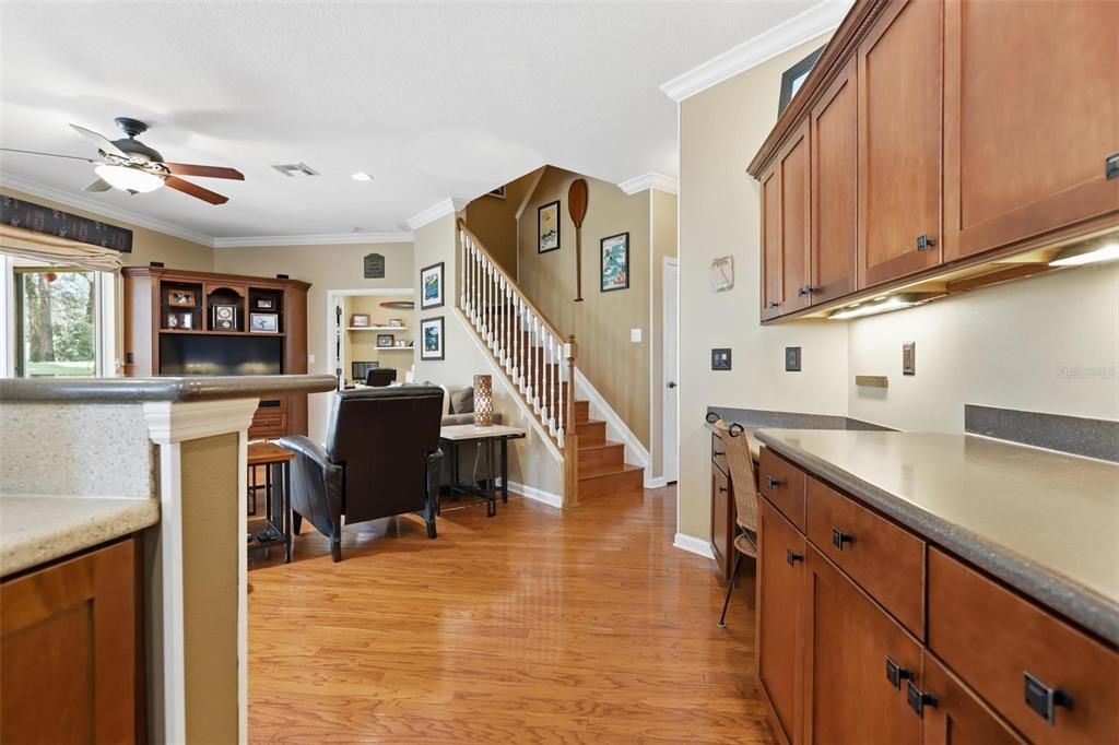For Sale: $479,900 (4 beds, 2 baths, 3003 Square Feet)