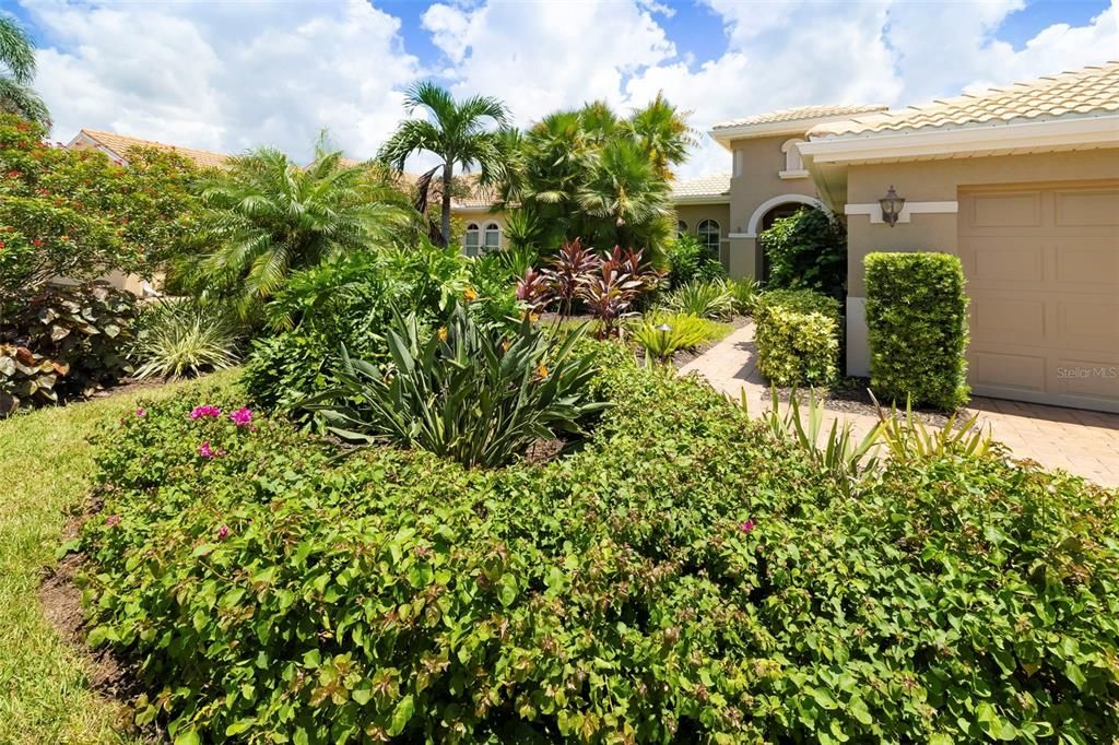 En Venta: $624,900 (3 camas, 2 baños, 2135 Pies cuadrados)