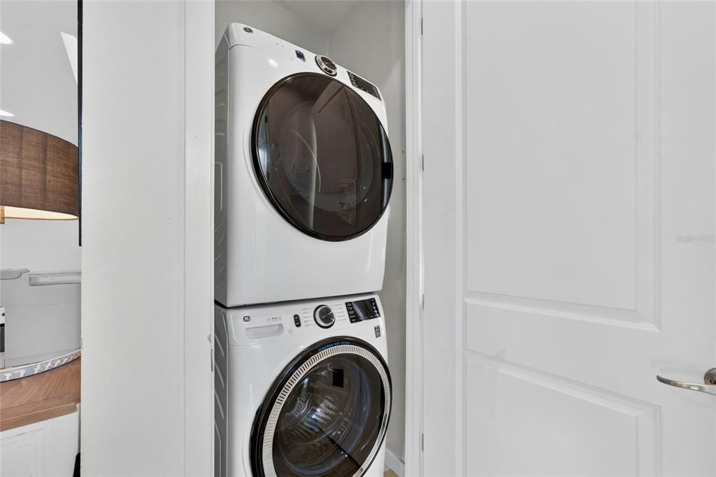 На продажу: $349,900 (3 спален, 2 ванн, 1474 Квадратных фут)