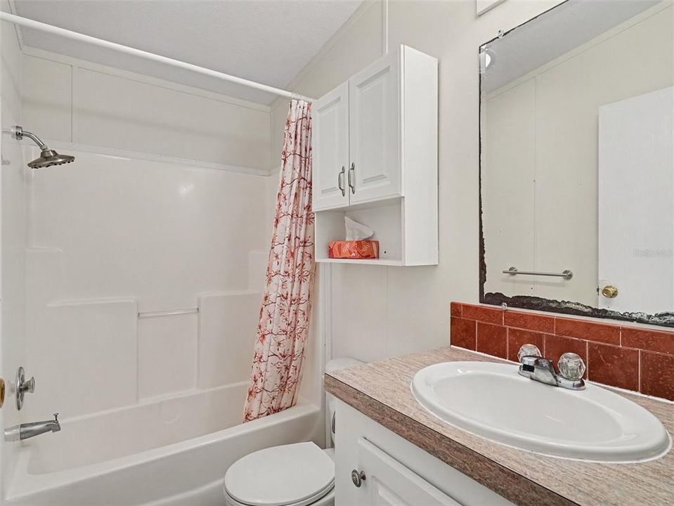 For Sale: $264,990 (2 beds, 2 baths, 1156 Square Feet)