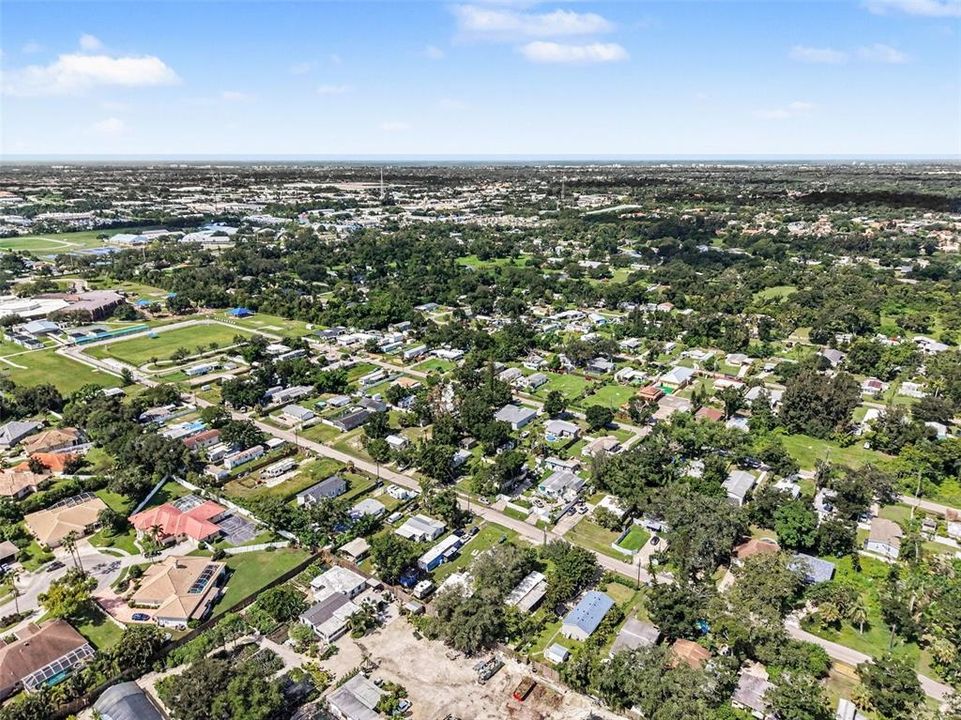 For Sale: $264,990 (2 beds, 2 baths, 1156 Square Feet)