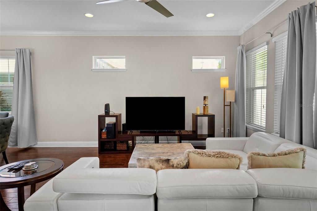 For Rent: $6,000 (3 beds, 2 baths, 2065 Square Feet)