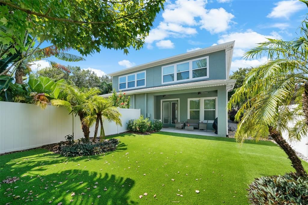 For Rent: $6,000 (3 beds, 2 baths, 2065 Square Feet)