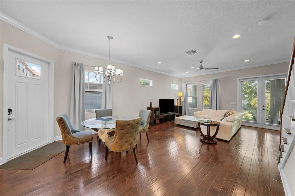 For Rent: $6,000 (3 beds, 2 baths, 2065 Square Feet)