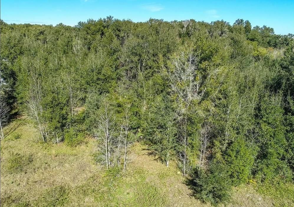 На продажу: $134,800 (0.57 acres)