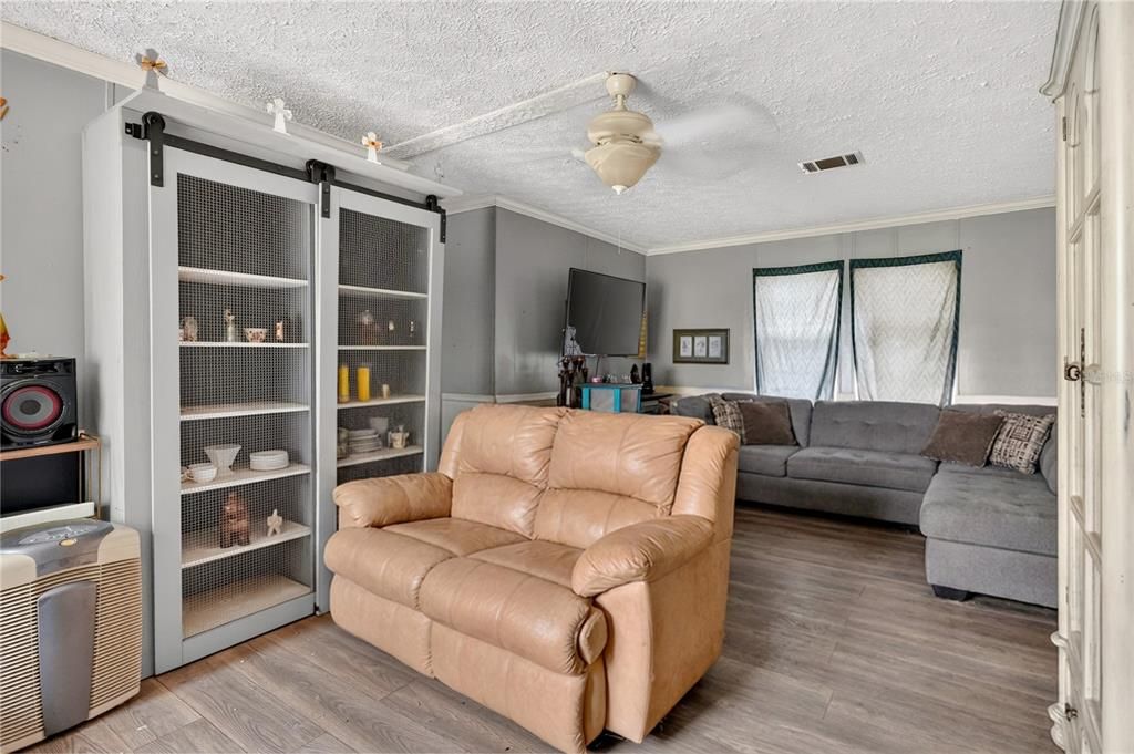 На продажу: $169,900 (3 спален, 2 ванн, 1344 Квадратных фут)