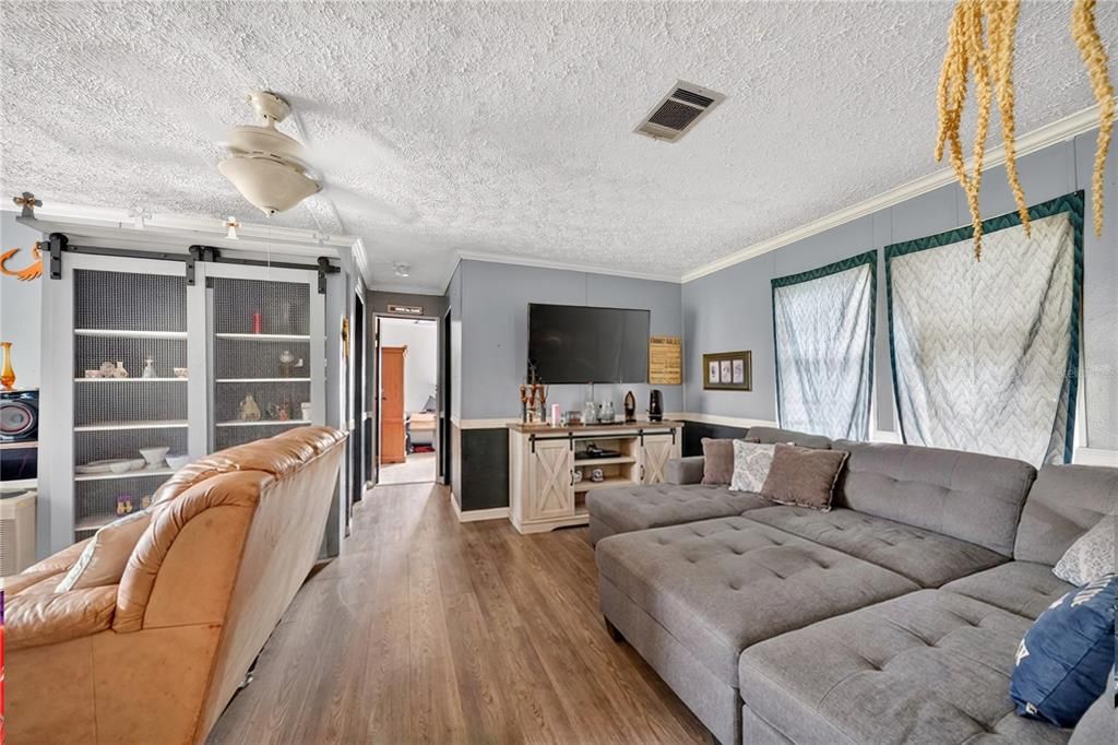 На продажу: $169,900 (3 спален, 2 ванн, 1344 Квадратных фут)