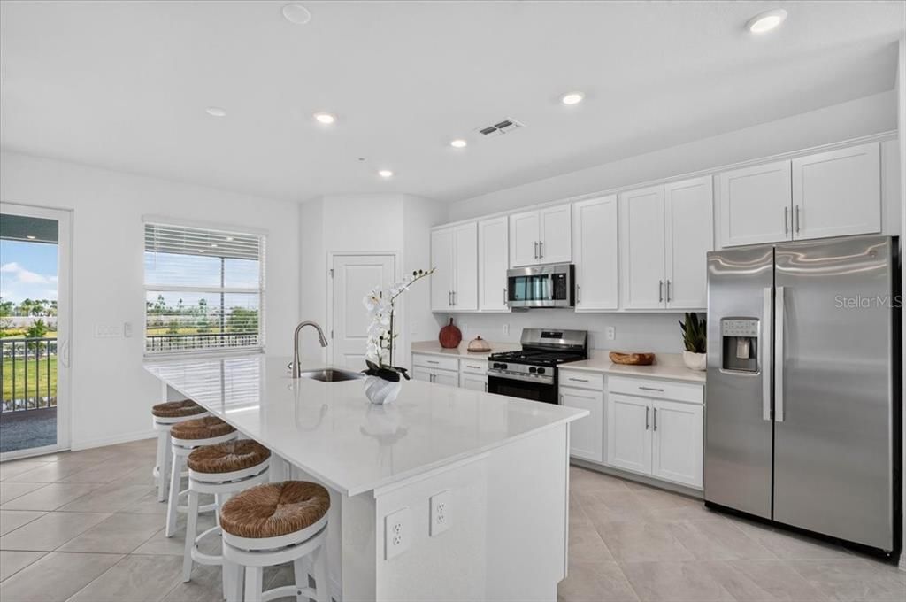 For Rent: $5,000 (3 beds, 2 baths, 2110 Square Feet)