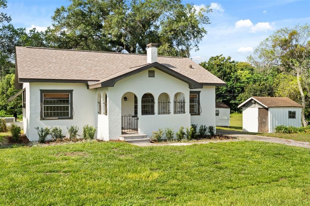 For Sale: $525,000 (2 beds, 2 baths, 1101 Square Feet)