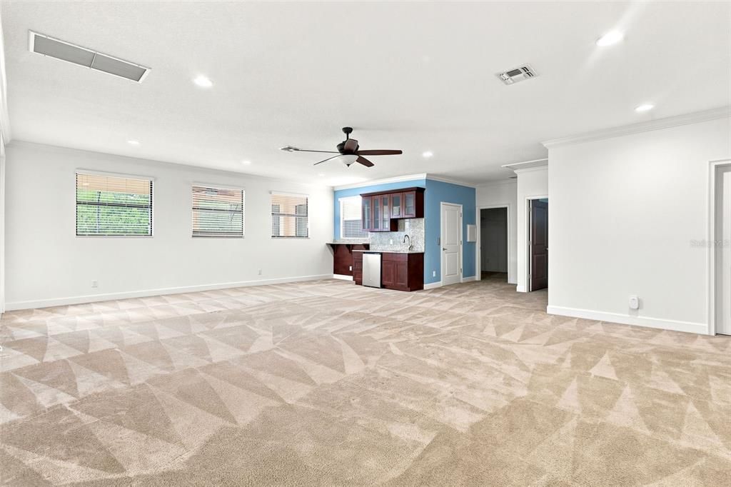 En Venta: $1,375,000 (6 camas, 5 baños, 5193 Pies cuadrados)