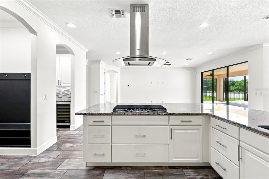 En Venta: $1,375,000 (6 camas, 5 baños, 5193 Pies cuadrados)