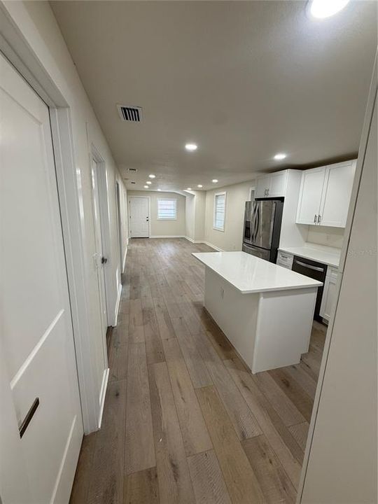 В аренду: $1,700 (3 спален, 2 ванн, 864 Квадратных фут)
