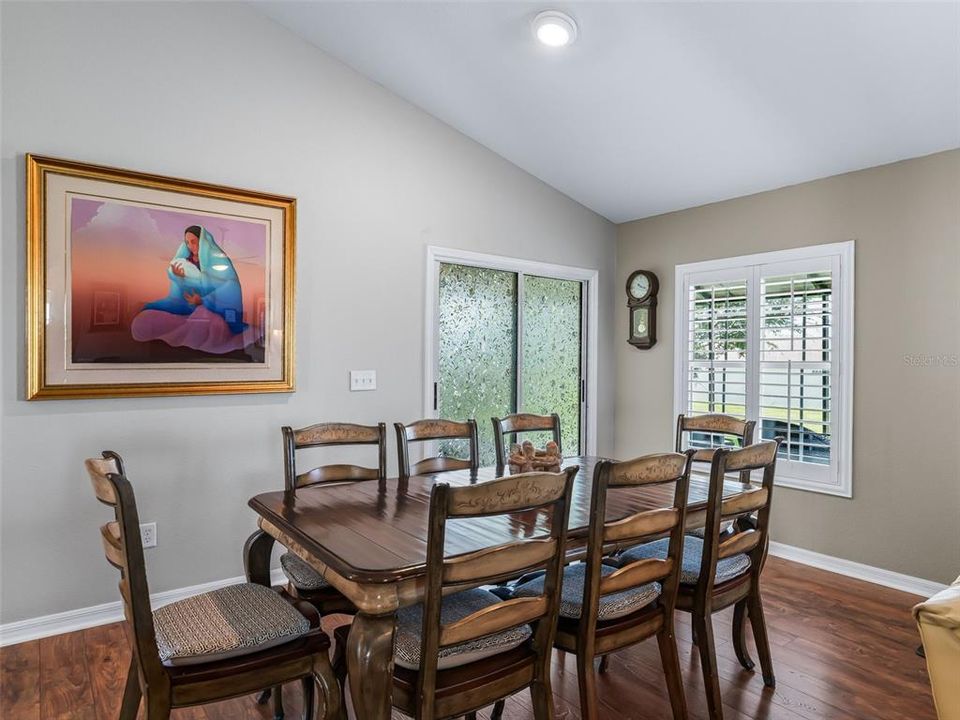 En Venta: $339,900 (3 camas, 2 baños, 1478 Pies cuadrados)