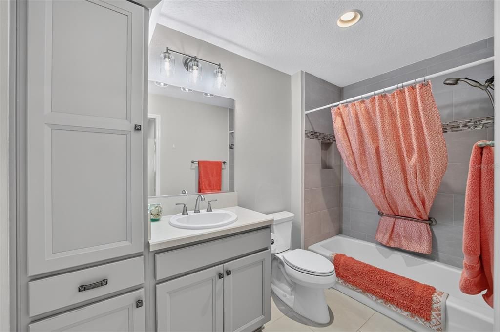 На продажу: $459,900 (3 спален, 2 ванн, 1492 Квадратных фут)