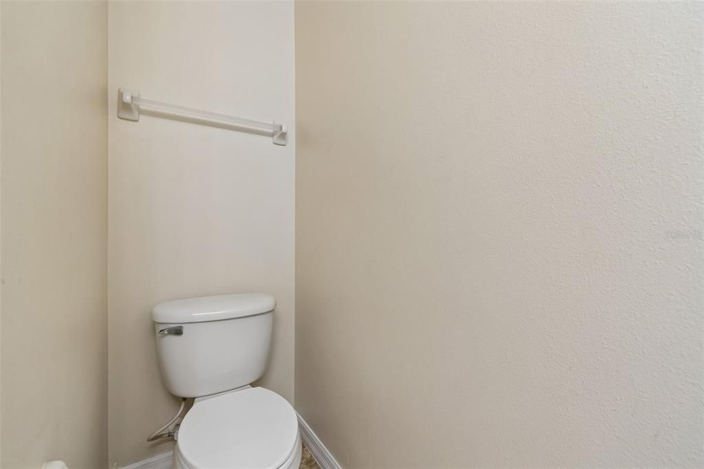 В аренду: $2,250 (3 спален, 2 ванн, 1665 Квадратных фут)