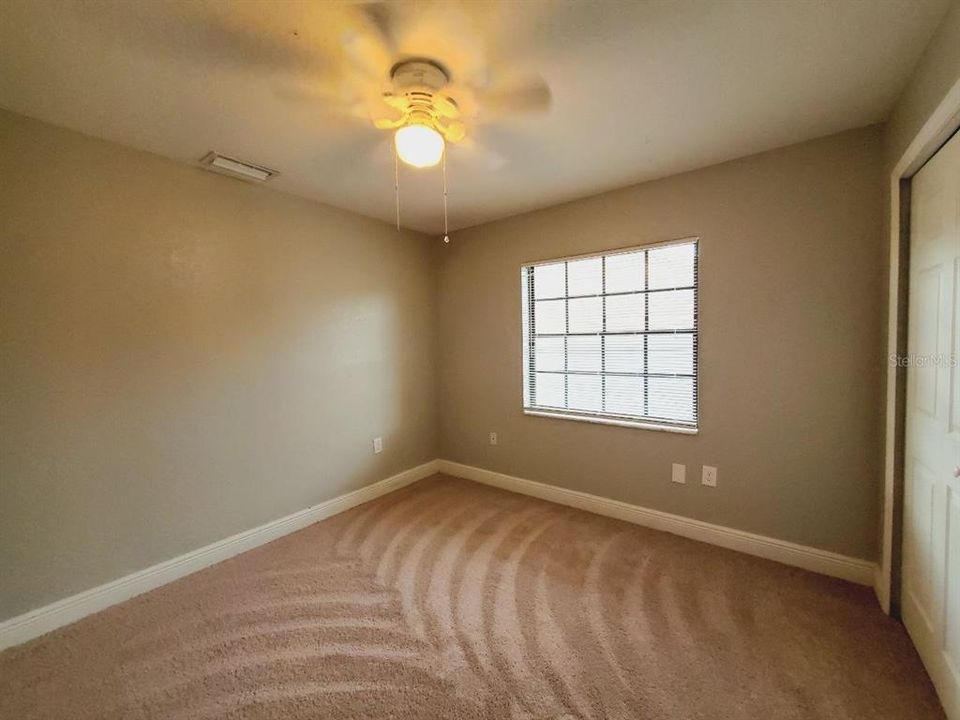 For Rent: $1,900 (4 beds, 2 baths, 1558 Square Feet)