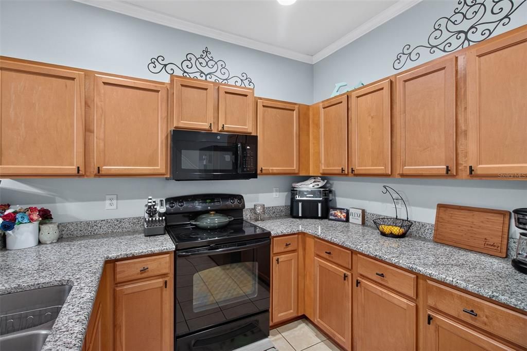 : $259,000 (3 camas, 2 baños, 1420 Pies cuadrados)