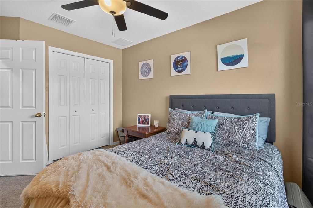 : $259,000 (3 camas, 2 baños, 1420 Pies cuadrados)